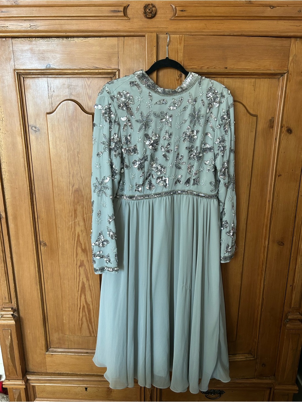 ASOS Silver/Light Gray Embellished Long Sleeve Formal Prom Homecoming Midi Dress